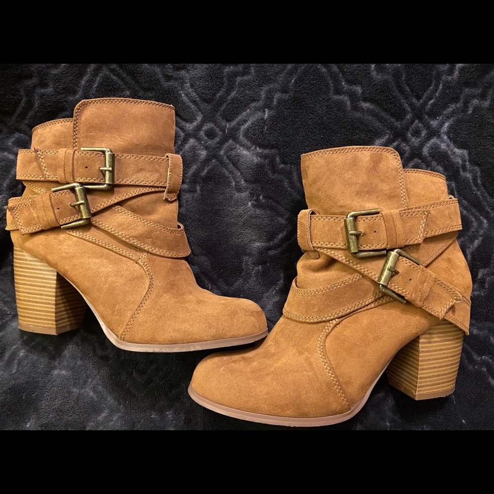 AEO Ankle Double Wrap Booties - Picture 2 of 6